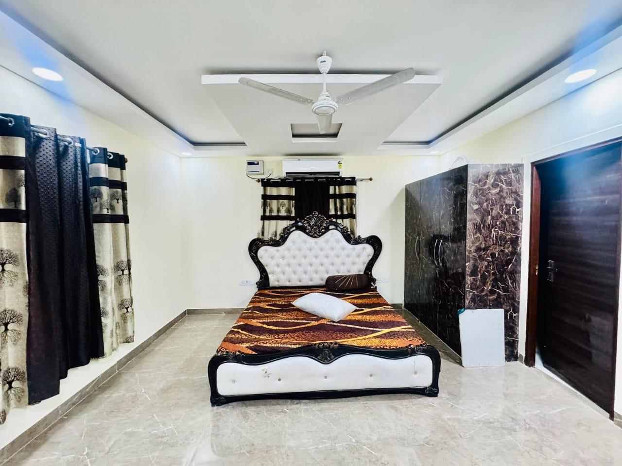 Luxury 3 BHK farmhouse with Private Pool in Noida Sector 135- FVB 127 - Image 4